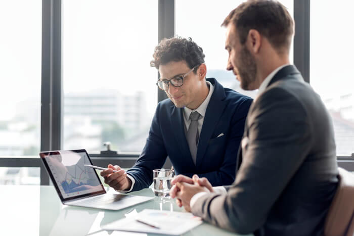 fusoes e aquisicoes reuniao empresarios